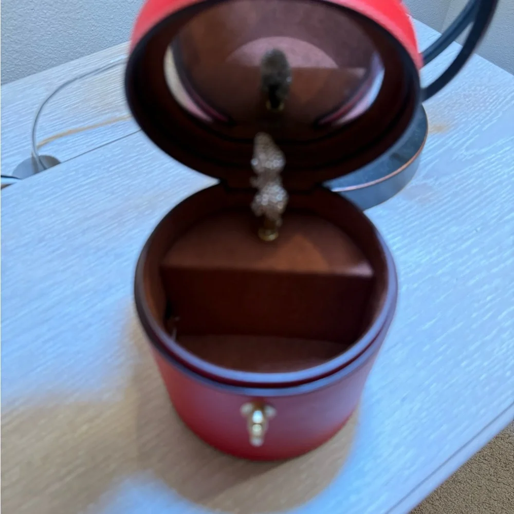 Coach Limited Edition Red Leather Music Jewelry Bag - Picture 6 of 7